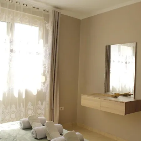 House, Qerret Appartement