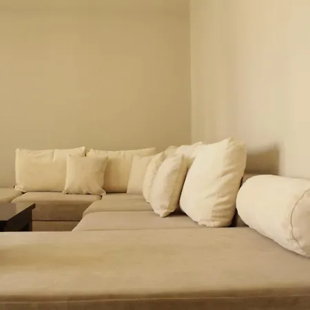 House, Qerret Appartement